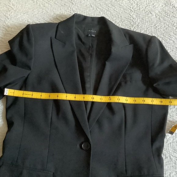 Theory Gabe B black blazer all season wool in good condition - Picture 8 of 16